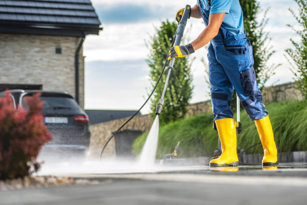 Best Concrete Pressure Washing  in Charlotte Harbor, FL